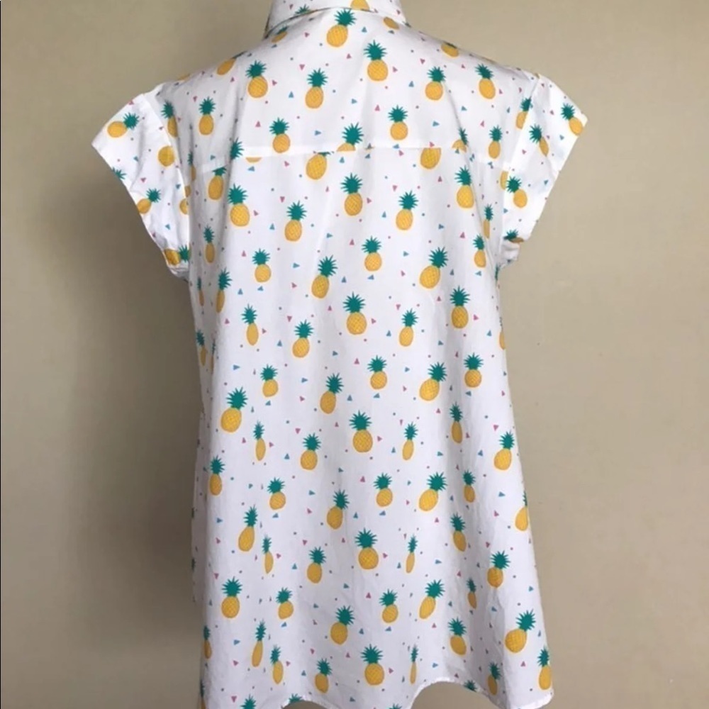 Pineapple short sleeve button down NWT - image 3